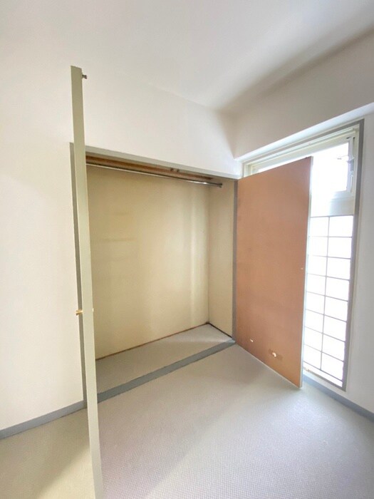 物件内観写真9　(収納)