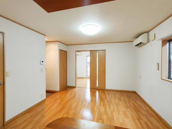 物件内観写真6　(居室)