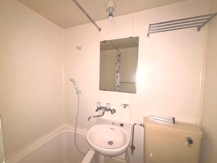 物件内観写真9　(洗面)