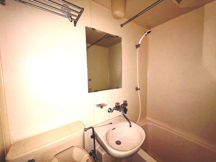 物件内観写真10　(洗面)