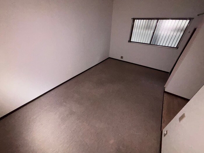 物件内観写真13　(居室)