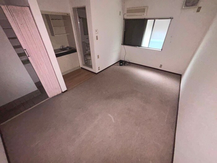 物件内観写真14　(居室)