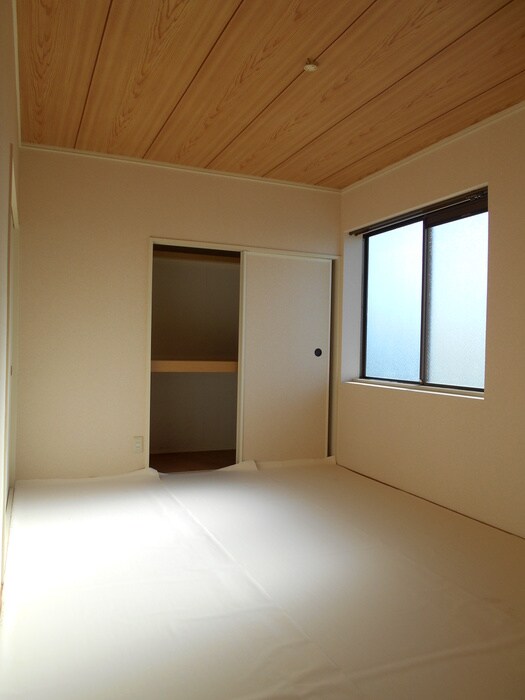 物件内観写真9　(居室)