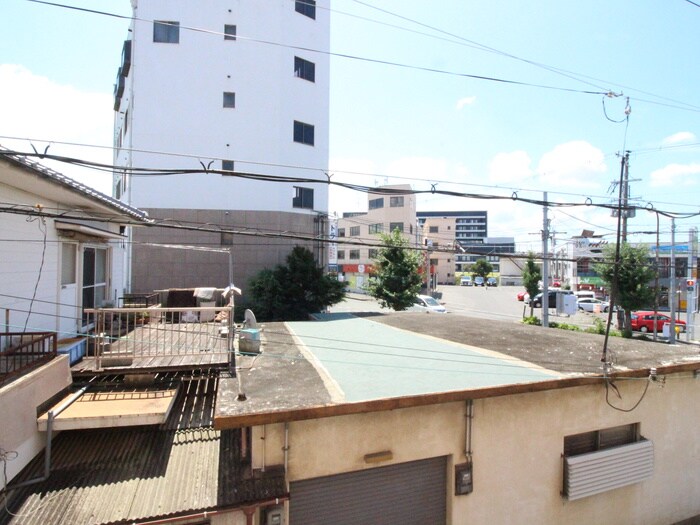 物件内観写真13　(室内からの展望)