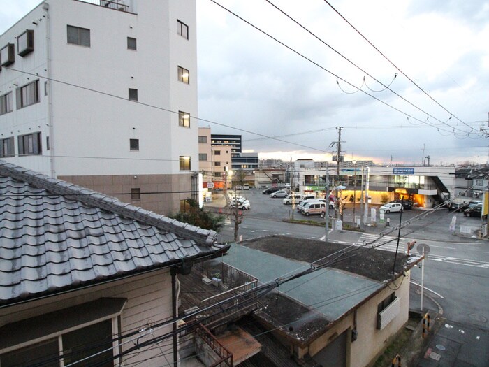 物件内観写真17　(室内からの展望)