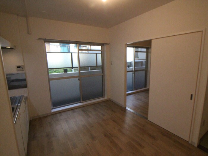 物件内観写真11　(居室)