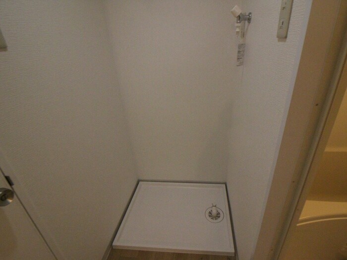 物件内観写真22　(洗濯機置場)