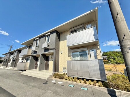 Ｄ-ｒｏｏｍ富野Ｂ棟外観写真