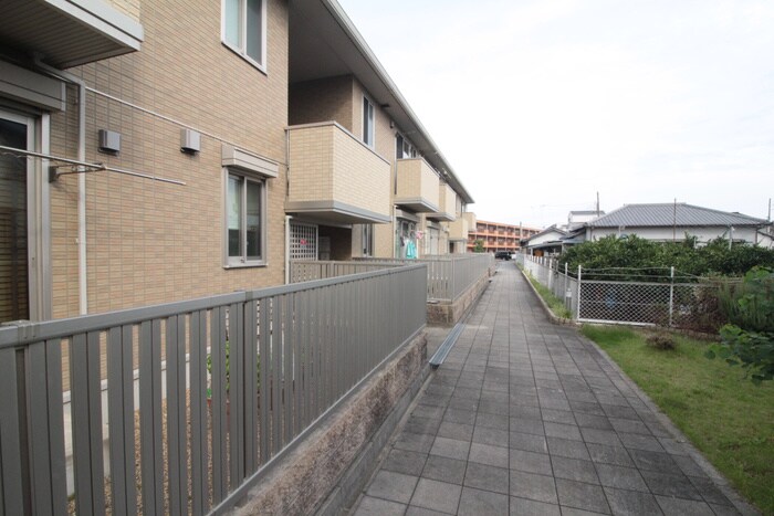 物件外観写真3　(外観写真)