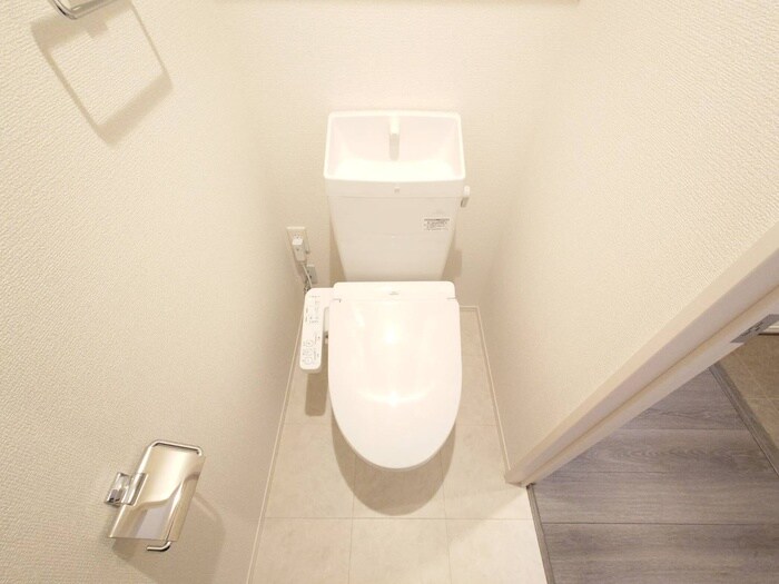 物件内観写真14　(トイレ)