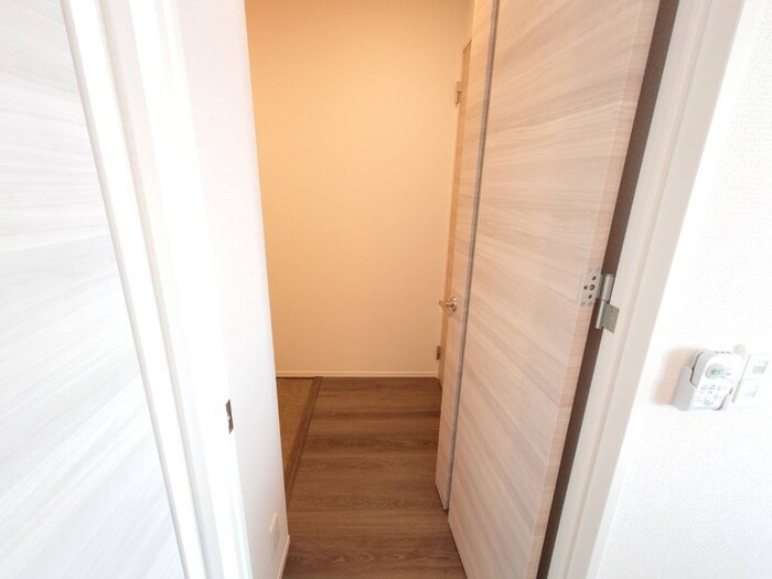 物件内観写真19　(廊下)