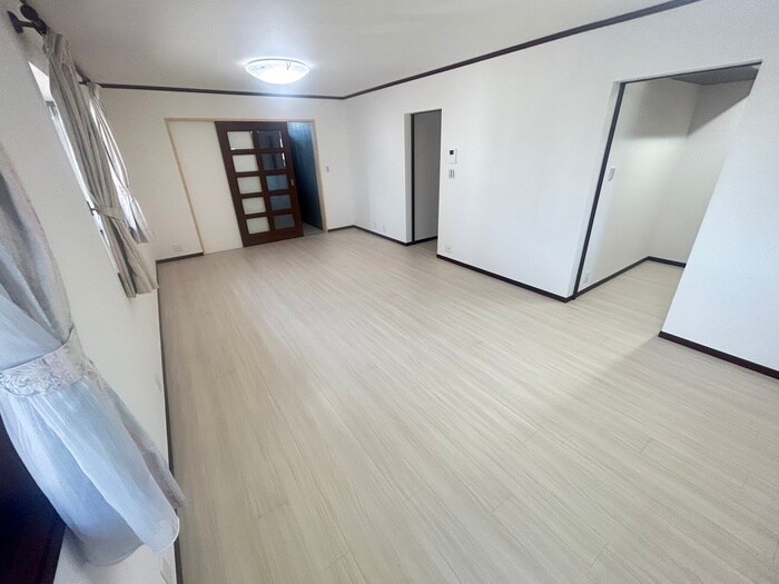 物件内観写真11　(居室)