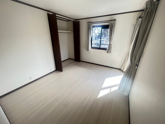 物件内観写真19　(居室)