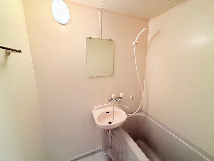 物件内観写真10　(洗面)