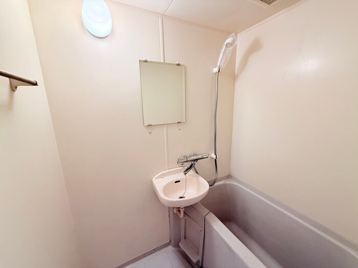 物件内観写真10　(洗面)