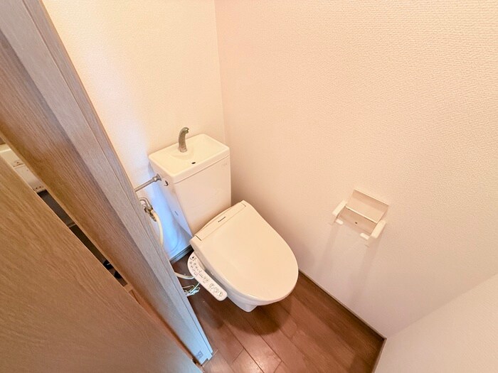 物件内観写真12　(トイレ)