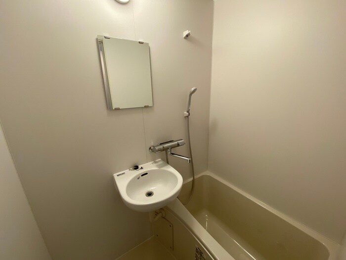 物件内観写真17　(洗面)