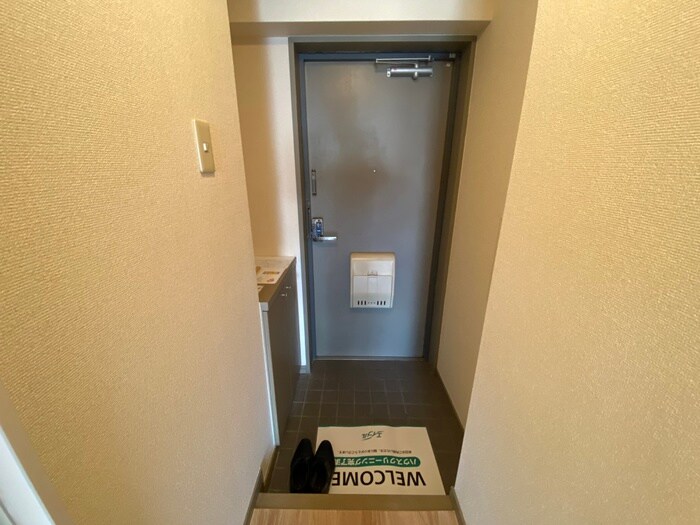 物件内観写真19　(玄関)