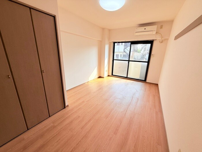 物件内観写真22　(居室)