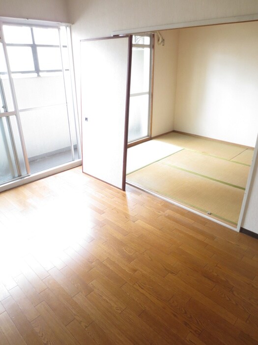 物件内観写真10　(居室)