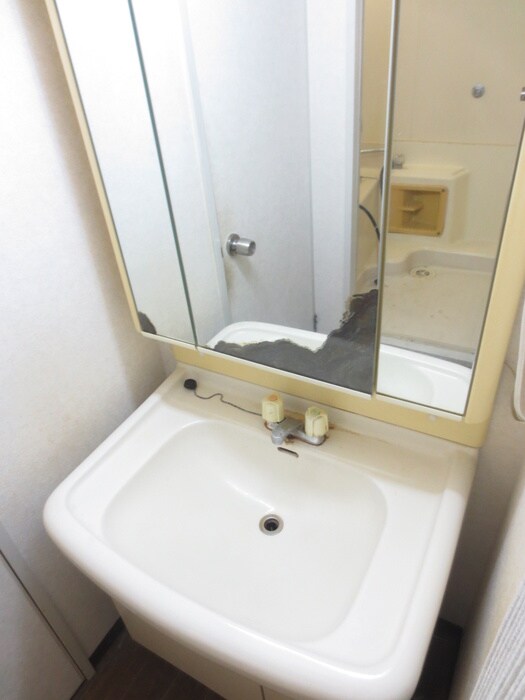 物件内観写真15　(洗面)