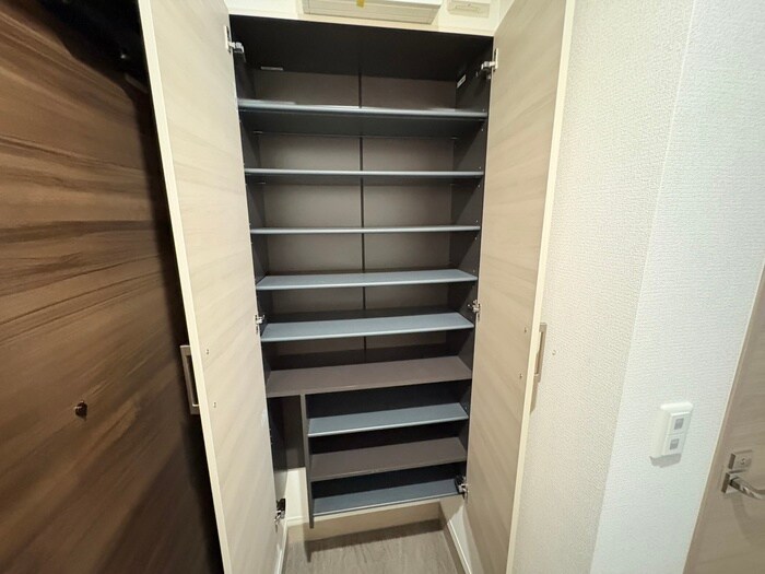 物件内観写真19　(靴箱)