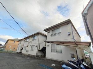 コ－ポプラミス外観写真
