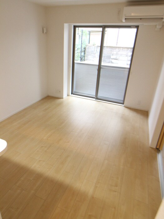 物件内観写真6　(居室)