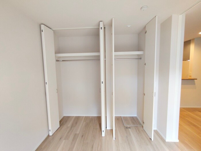 物件内観写真10　(収納)