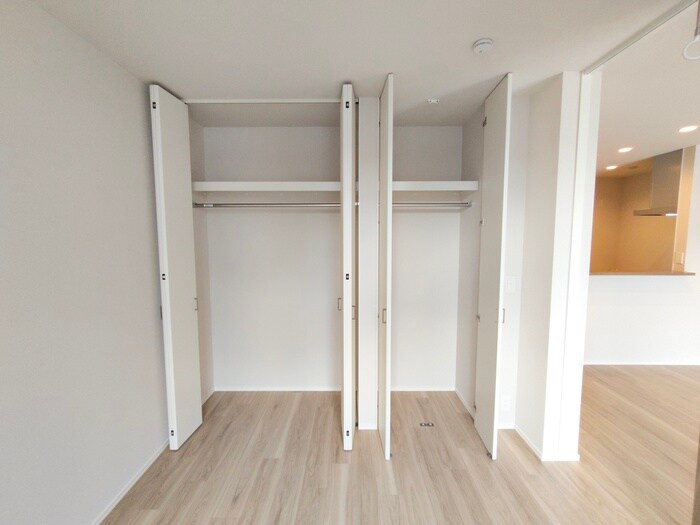 物件内観写真15　(収納)