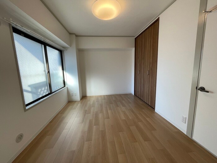 物件内観写真4　(居室)