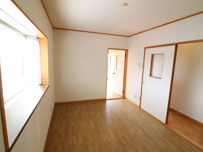 物件内観写真7　(居室)