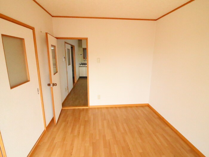 物件内観写真10　(居室)