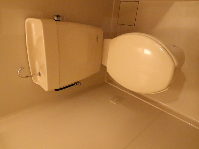 物件内観写真15　(トイレ)