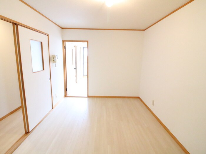 物件内観写真19　(居室)