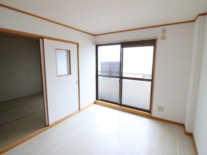 物件内観写真21　(居室)