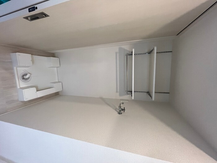 物件内観写真16　(洗濯機置場)