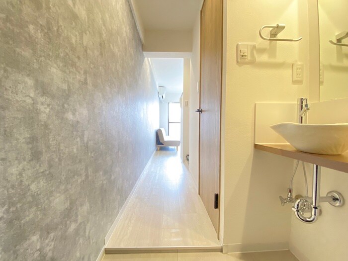 物件内観写真9　(廊下)