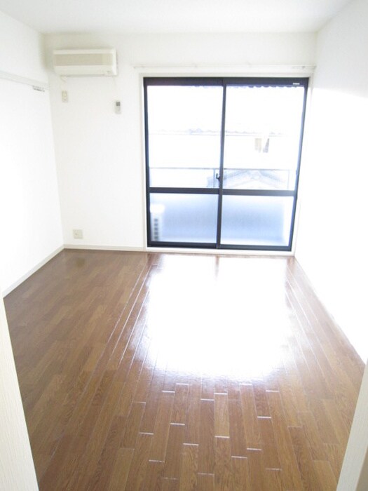 物件内観写真11　(居室)