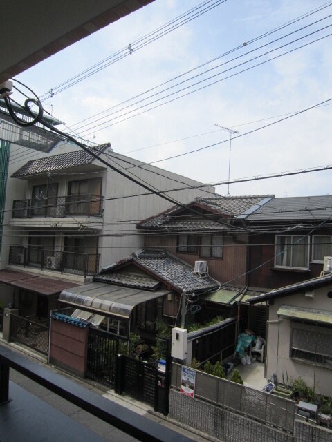 物件内観写真11　(室内からの展望)