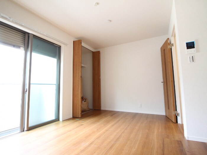 物件内観写真10　(収納)