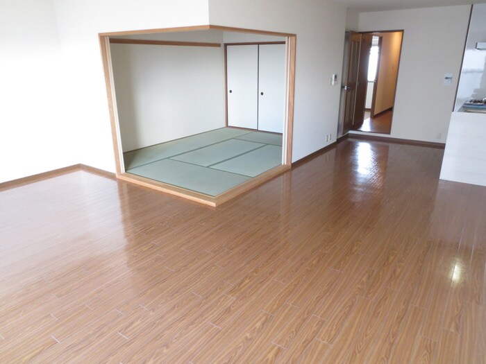 物件内観写真7　(居室)