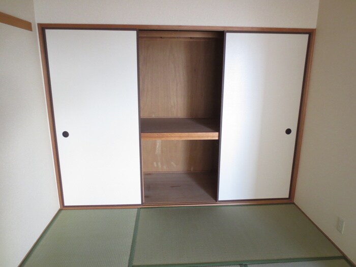 物件内観写真15　(収納)