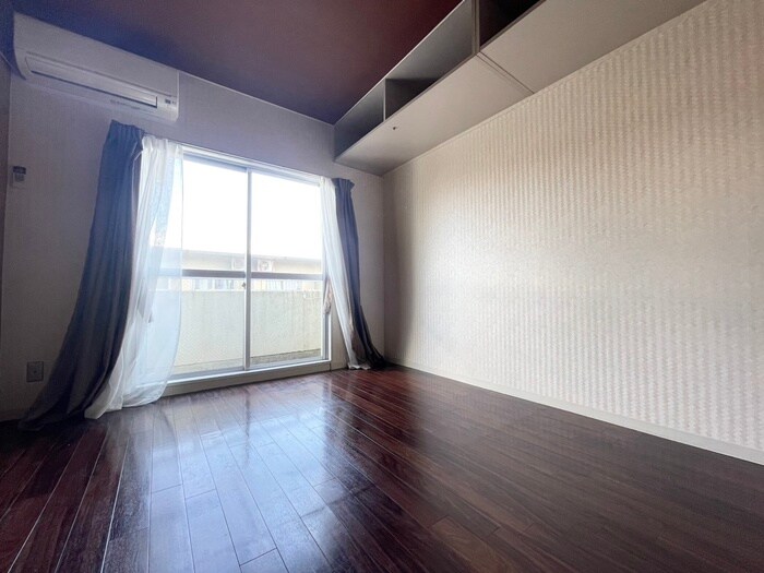 物件内観写真9　(居室)