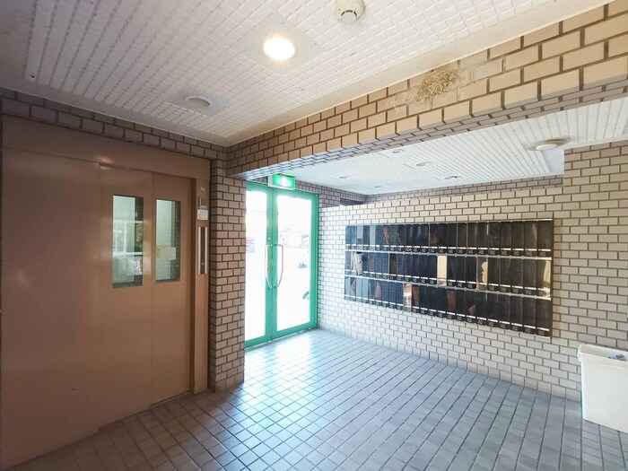 物件外観写真4　(建物設備)