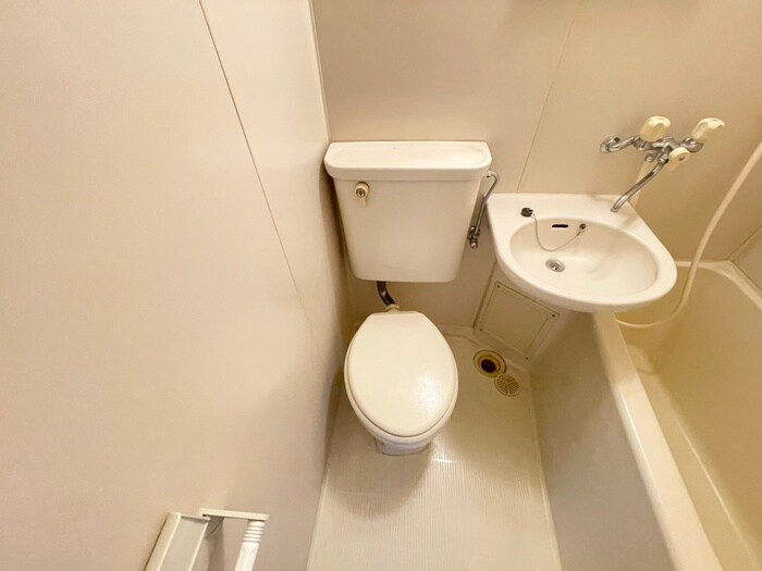 物件内観写真12　(トイレ)