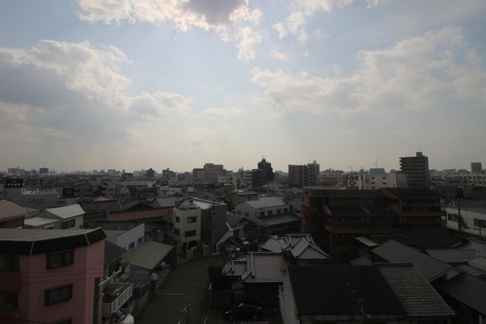 物件内観写真14　(室内からの展望)