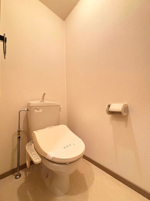 物件内観写真11　(トイレ)