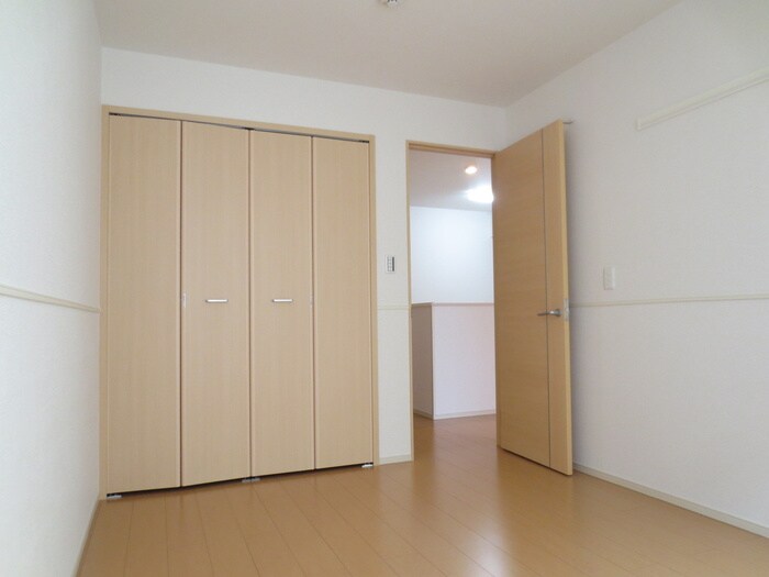 物件内観写真11　(居室)