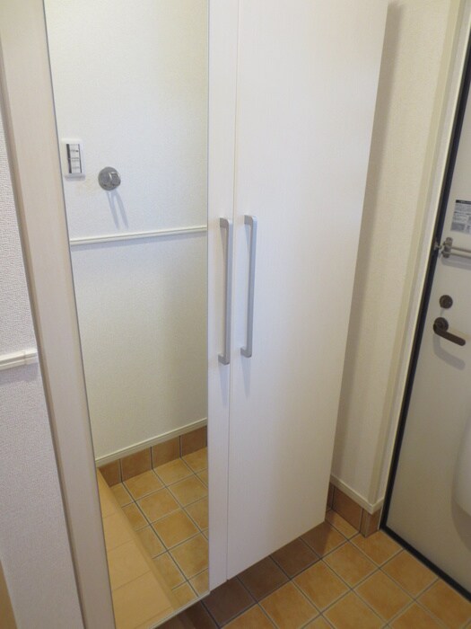 物件内観写真19　(靴箱)